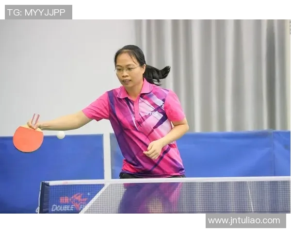 广州乒乓球队在联合会杯中的默契配合与精彩表现分析