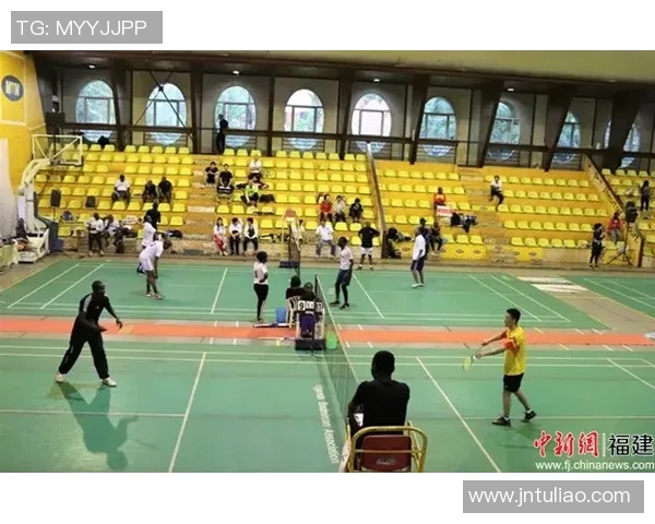 成都羽毛球队的奋斗精神与团队意识探讨