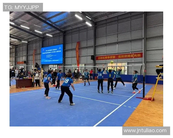 重庆排球队的奋斗与荣耀：一段排球精神的纪实之旅