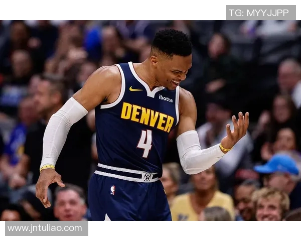 拉塞尔威斯布鲁克的篮球生涯与传奇时刻回顾