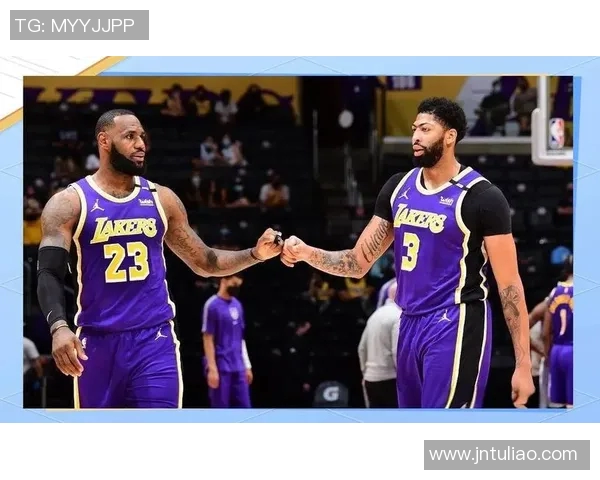 2020年10月3日湖人与热火精彩对决直播回顾与分析