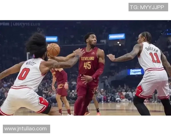 多诺万米切尔在NBA赛场上的成长与突破之路分析 多诺万米切尔在NBA赛场上的成长与突破之路分析