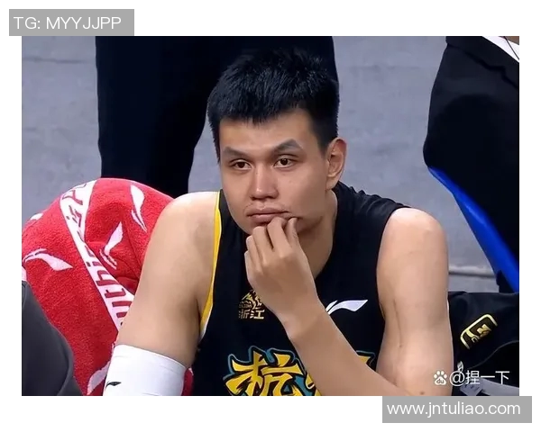 广厦队与广东队在2017年11月的激烈对决回顾与分析 广厦队与广东队在2017年11月的激烈对决回顾与分析