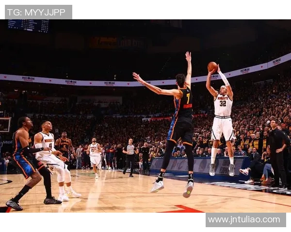 德阿隆福克斯的崛起之路：从新秀到NBA明星的奋斗故事