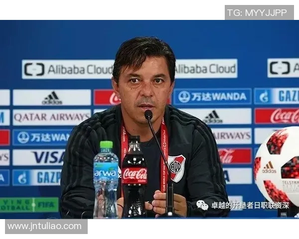 鹿岛鹿角迎战河床队争夺国际赛场荣耀与未来发展机遇