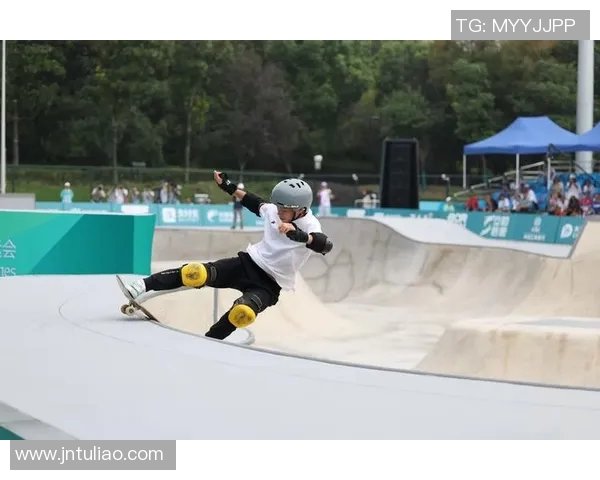 深圳滑板队个人能力排名创新高展现滑板运动新风貌