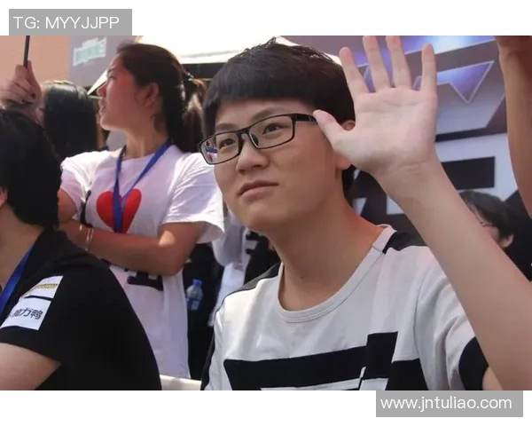 EDG在高校联赛中的意识表现分析与战术解读 EDG在高校联赛中的意识表现分析与战术解读